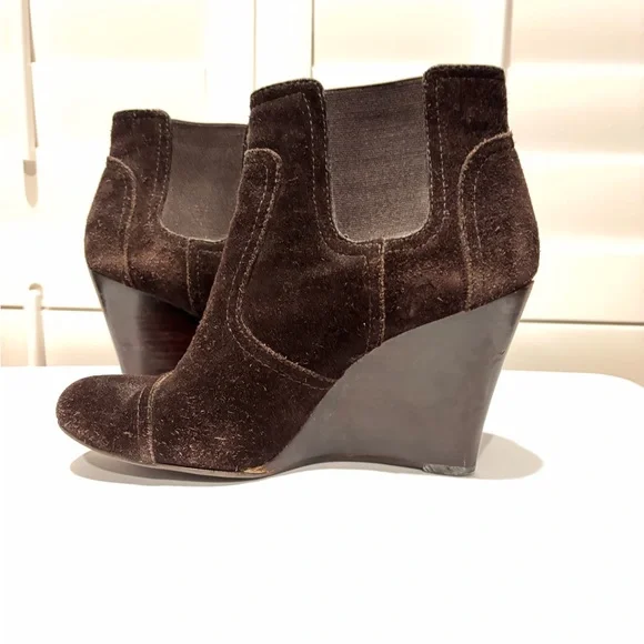 Tory Burch Adrienne suede wedge ankle bootie in brown size 8.5 - Picture 11 of 13